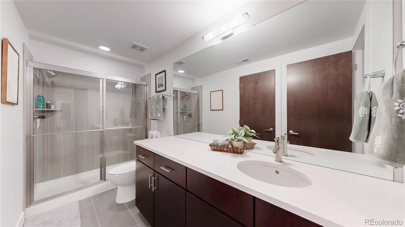 MLS Image #13 for 2627 s sherman street,denver, Colorado