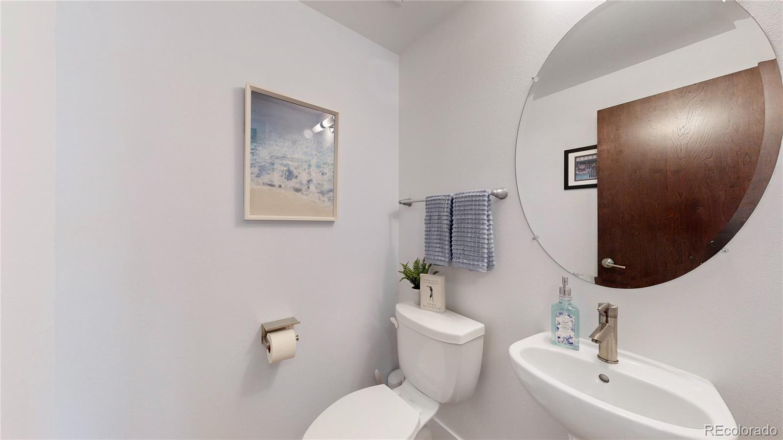MLS Image #4 for 2627 s sherman street,denver, Colorado