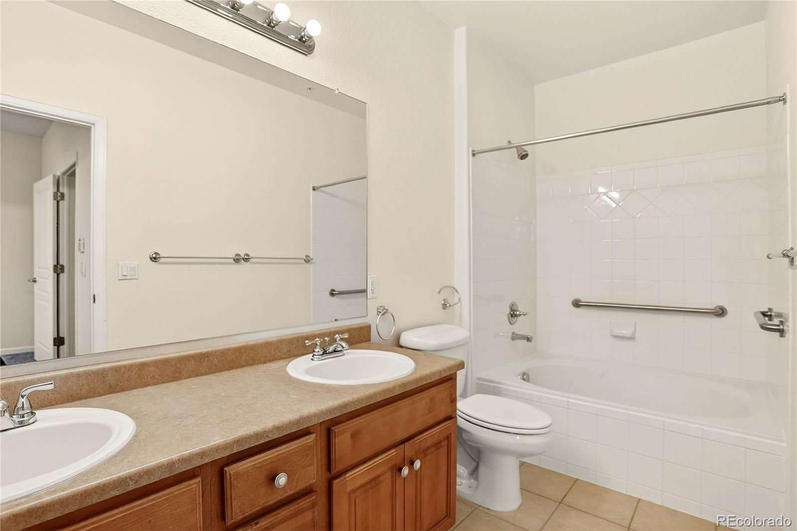 MLS Image #18 for 8039  lee drive,arvada, Colorado