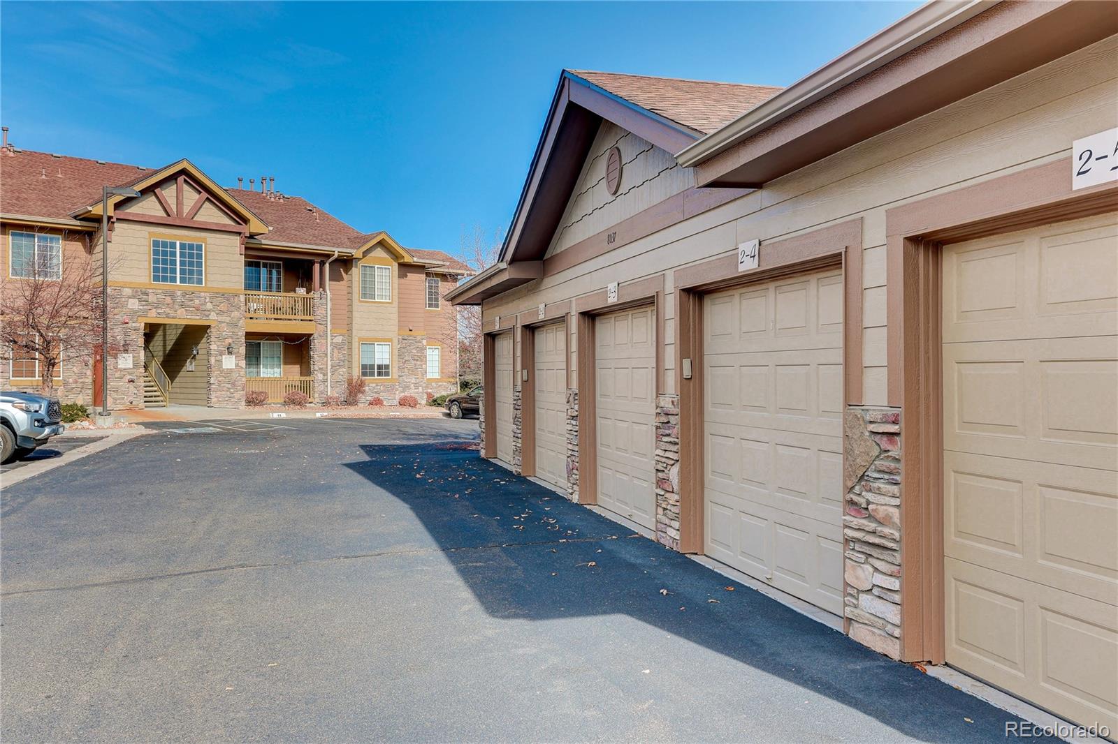 MLS Image #4 for 8039  lee drive,arvada, Colorado