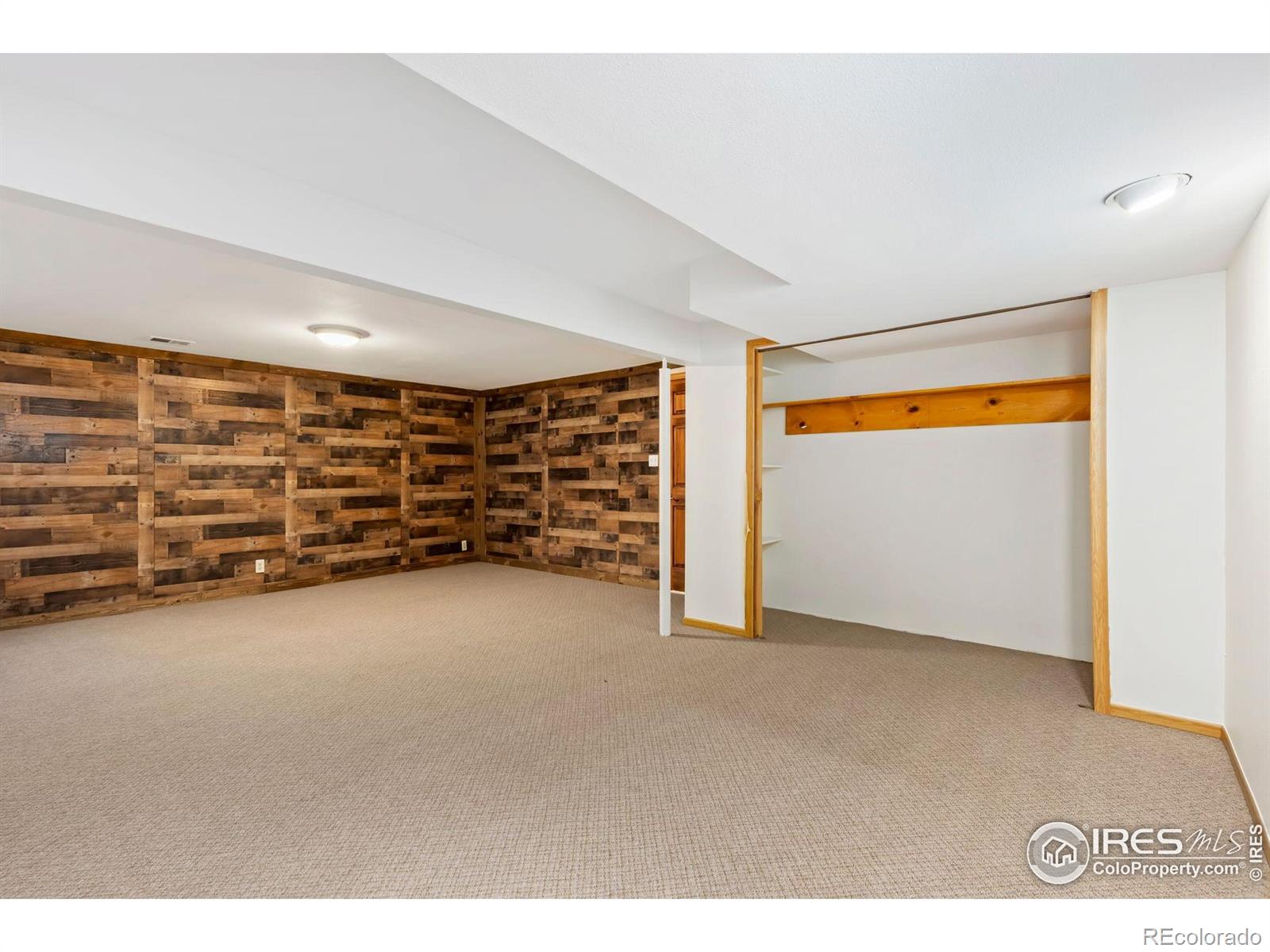 MLS Image #24 for 2014  red cloud road,longmont, Colorado