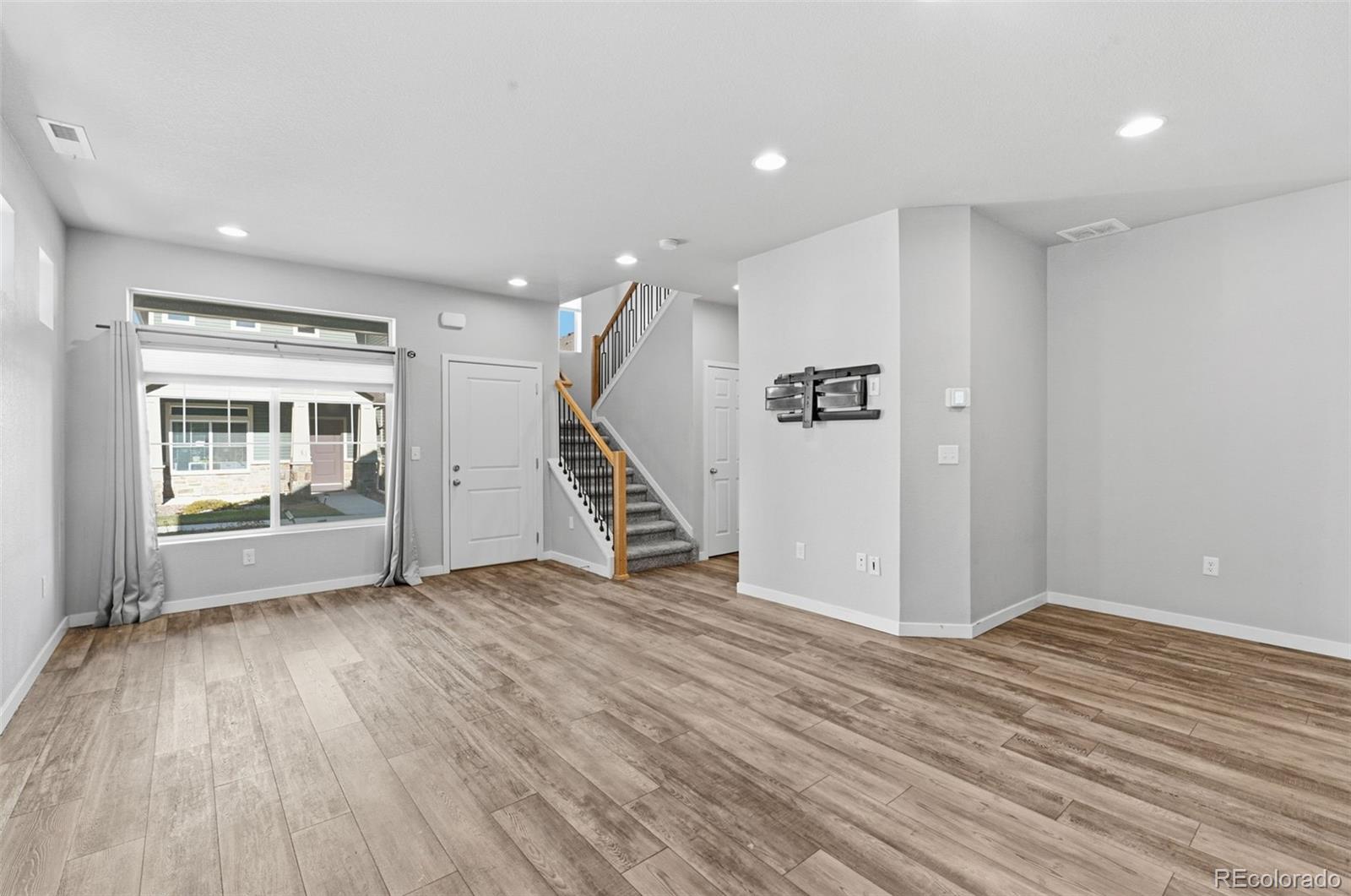 MLS Image #2 for 9384  crosshaven view,colorado springs, Colorado