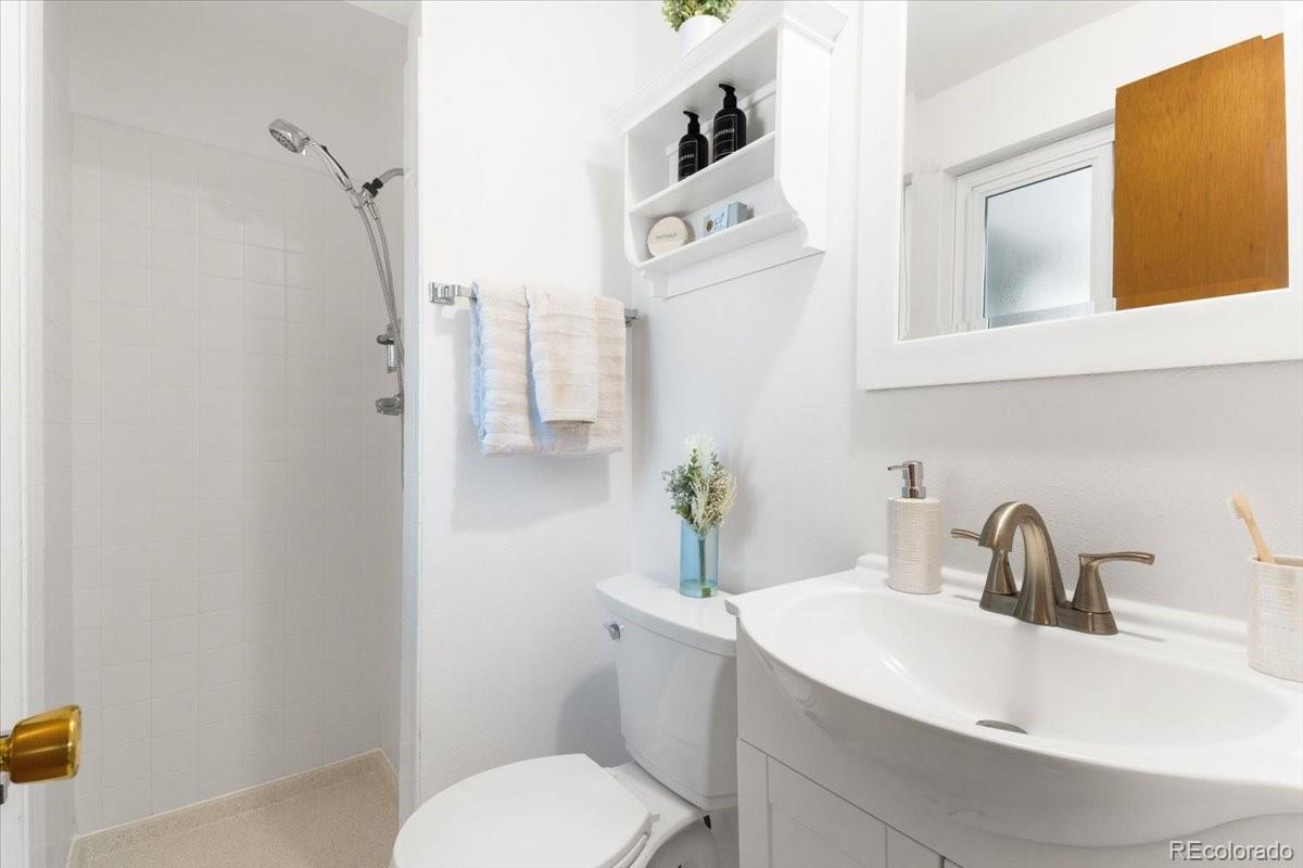 MLS Image #14 for 1099 s garland way,lakewood, Colorado