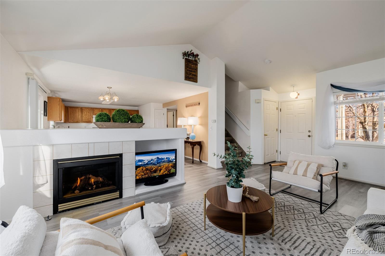 MLS Image #11 for 611  branding iron lane,castle rock, Colorado