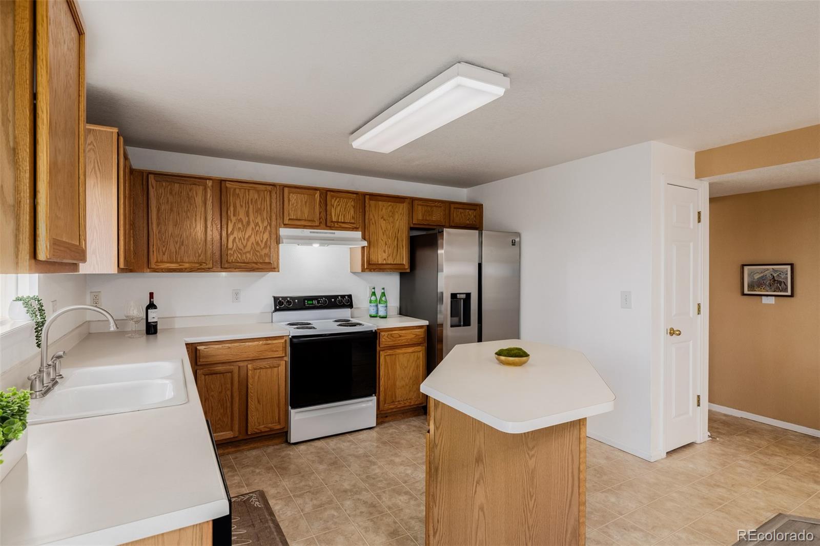 MLS Image #19 for 611  branding iron lane,castle rock, Colorado