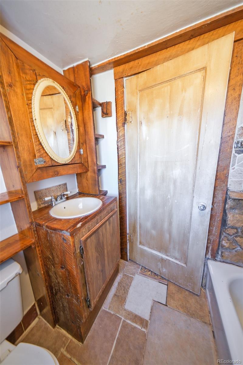 MLS Image #5 for 385  pine street,del norte, Colorado
