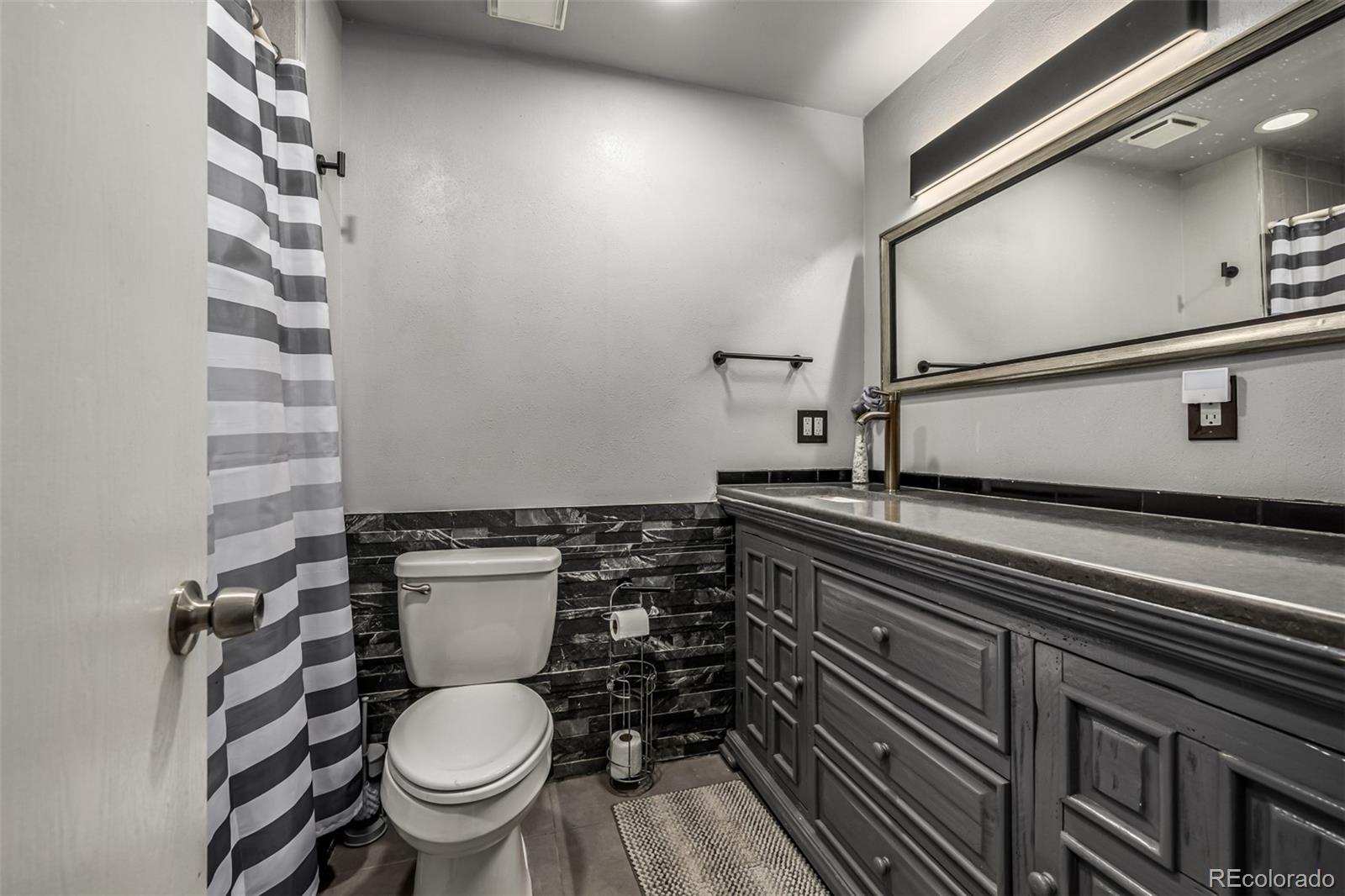 MLS Image #24 for 14551 e gunnison place,aurora, Colorado