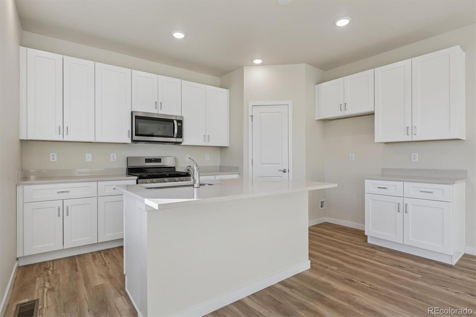 MLS Image #6 for 1430  farmstead street,brighton, Colorado