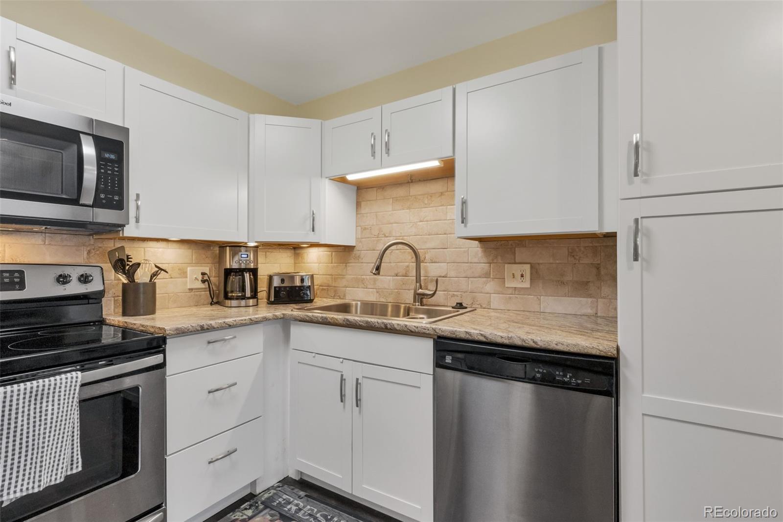 MLS Image #8 for 13635 e bates avenue 404,aurora, Colorado