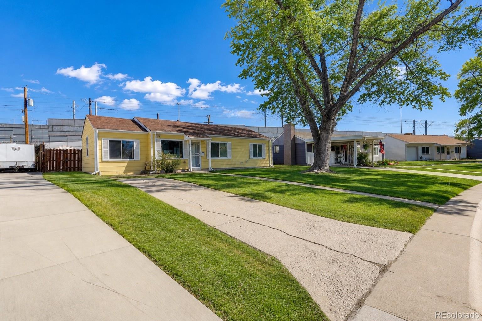 MLS Image #27 for 2836 s grape way,denver, Colorado