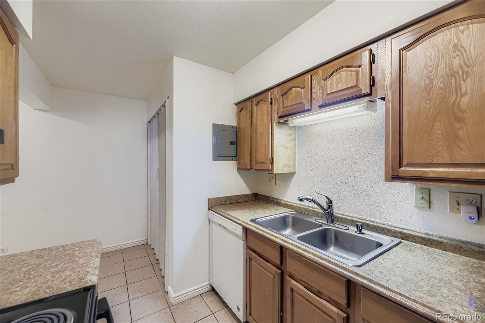 MLS Image #10 for 4641 s lowell boulevard a,denver, Colorado