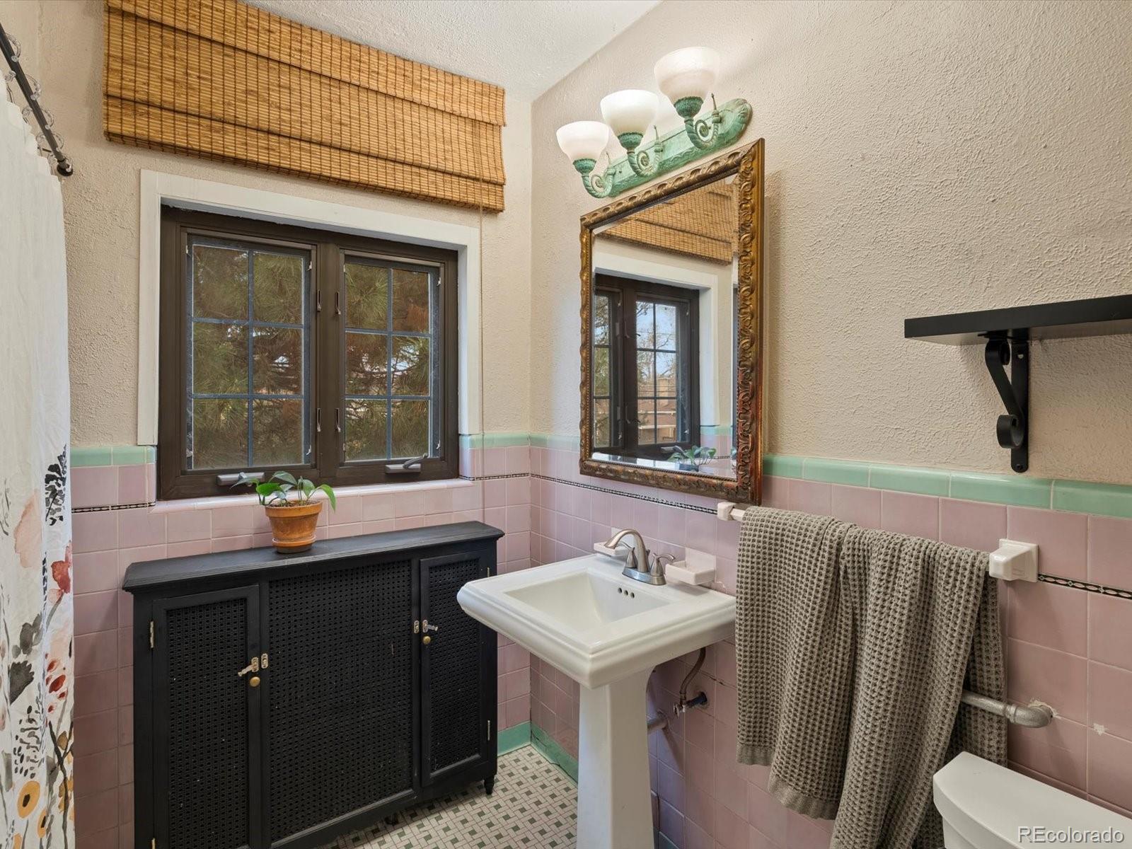MLS Image #34 for 2646  colorado boulevard,denver, Colorado