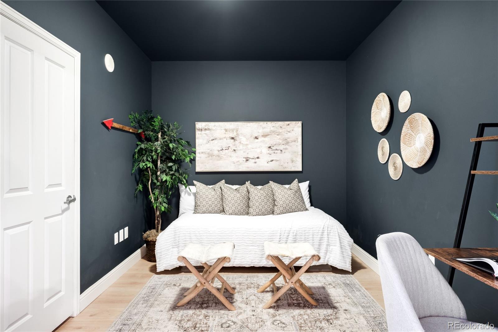 MLS Image #16 for 1950 n logan street 901,denver, Colorado