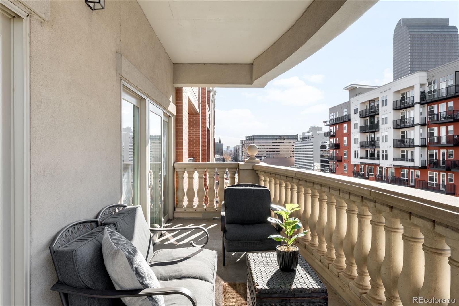 MLS Image #20 for 1950 n logan street 901,denver, Colorado