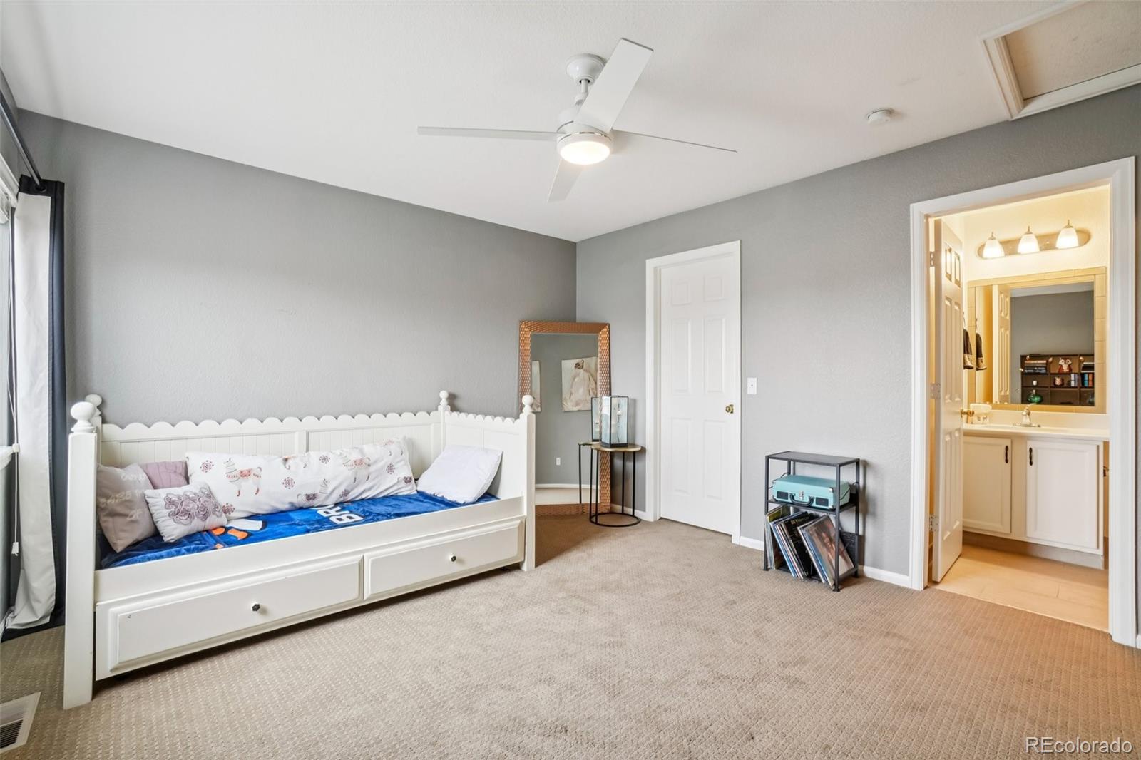 MLS Image #20 for 4357 s jebel lane,centennial, Colorado