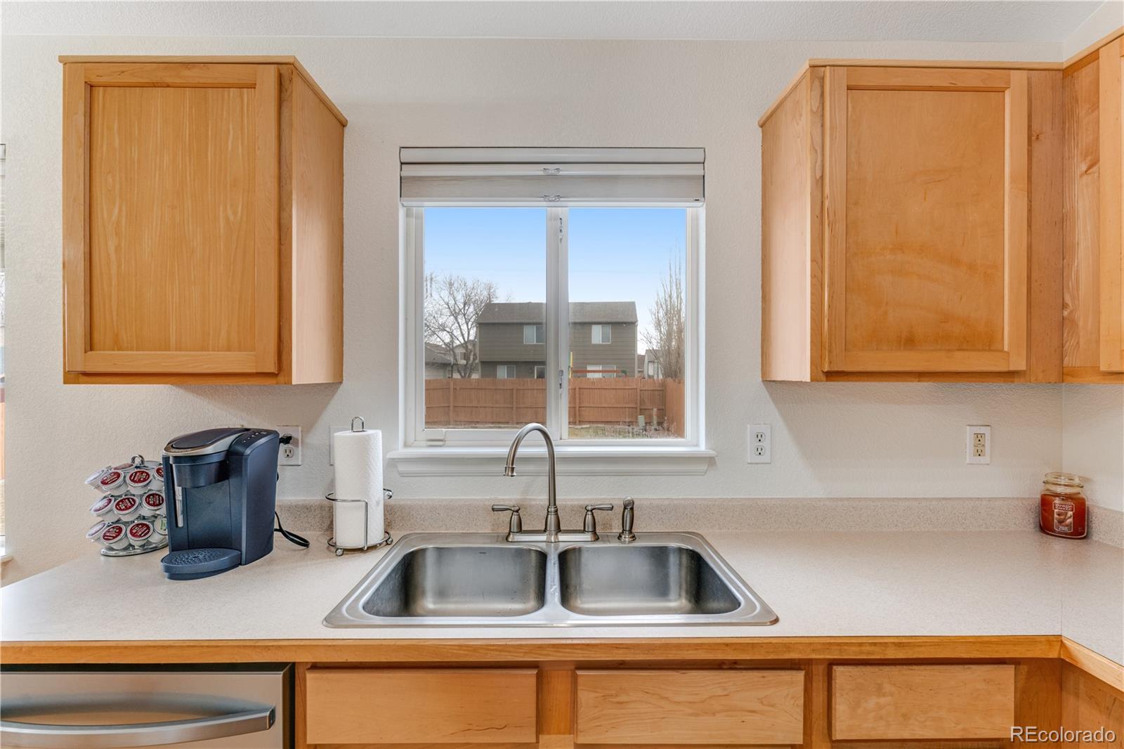 MLS Image #11 for 11589  river run circle,commerce city, Colorado
