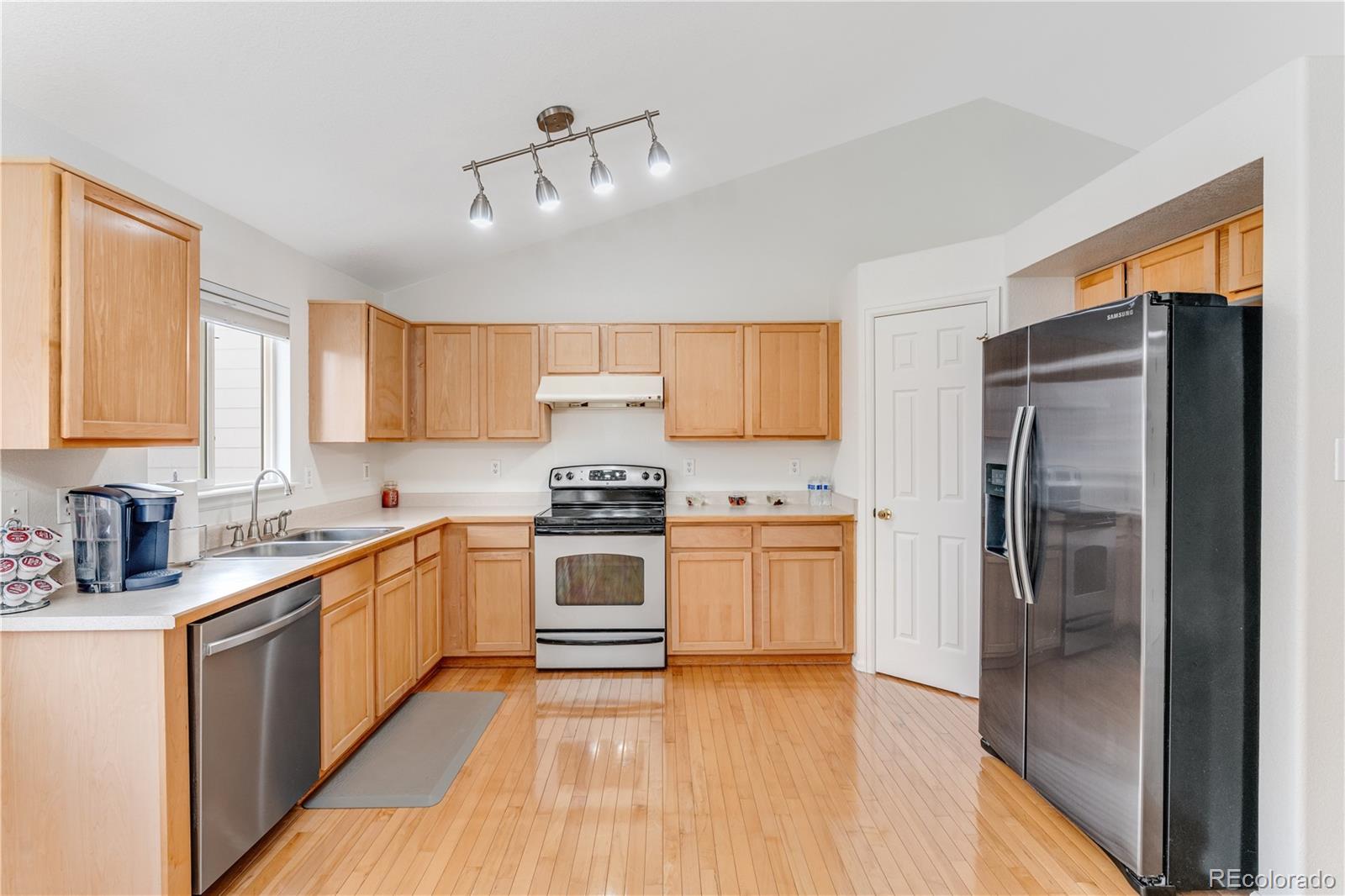 MLS Image #2 for 11589  river run circle,commerce city, Colorado