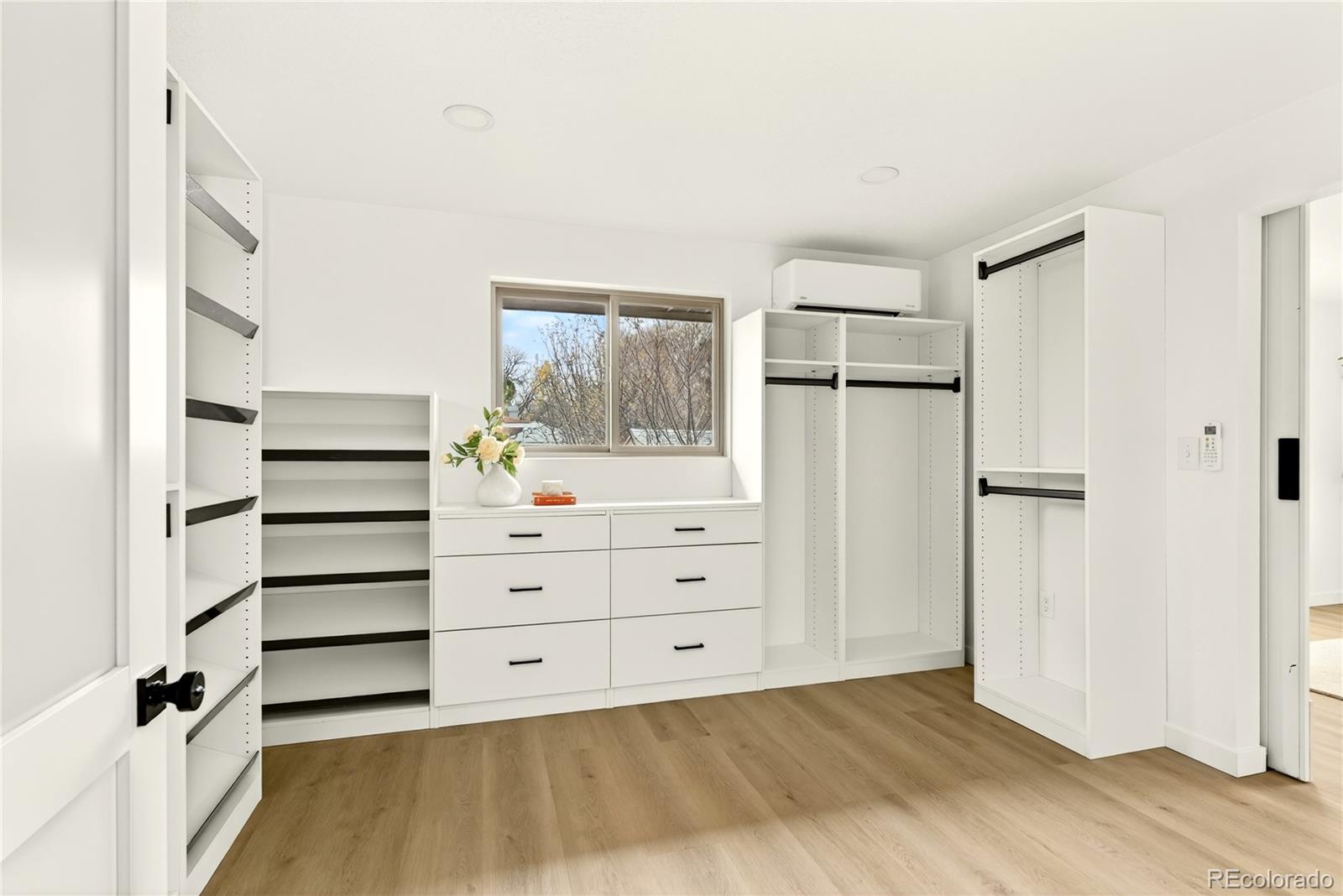 MLS Image #24 for 2429 s leyden street,denver, Colorado