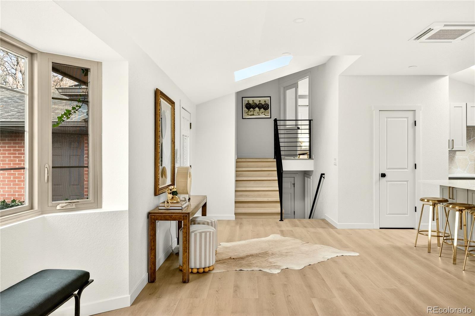 MLS Image #4 for 2429 s leyden street,denver, Colorado