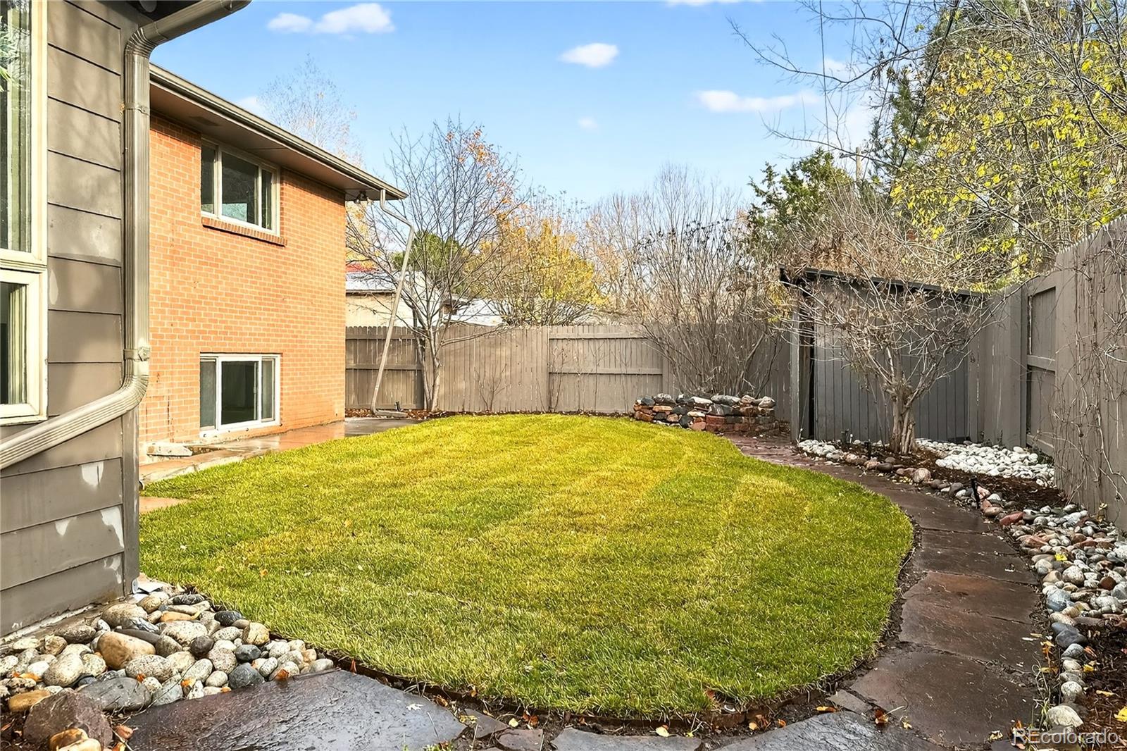 MLS Image #48 for 2429 s leyden street,denver, Colorado