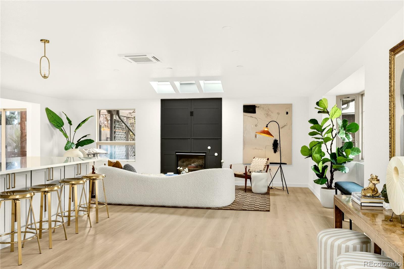 MLS Image #5 for 2429 s leyden street,denver, Colorado