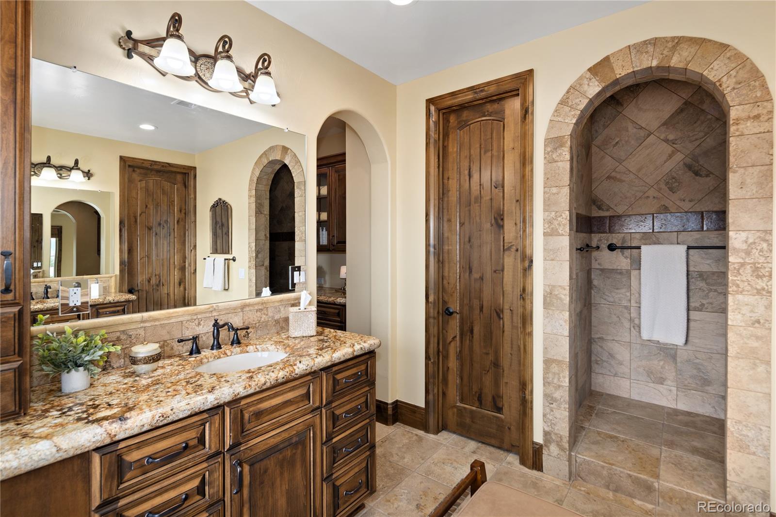 MLS Image #32 for 10859  manorstone drive,highlands ranch, Colorado