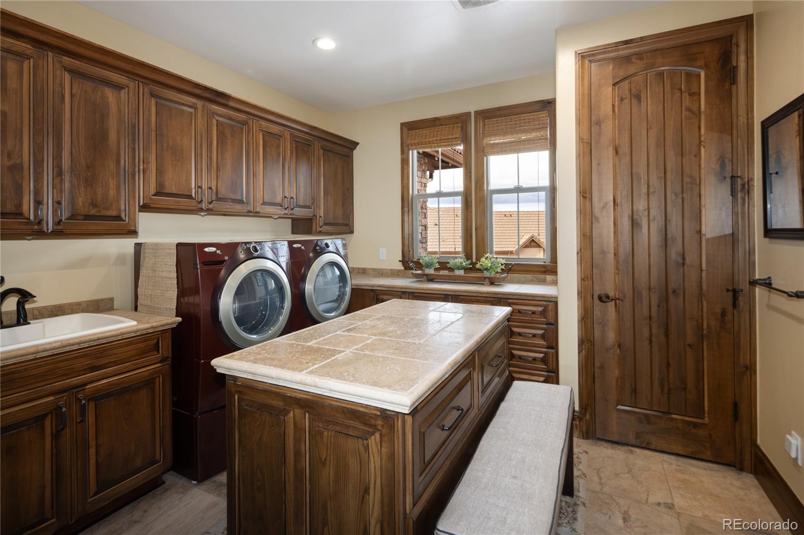 MLS Image #38 for 10859  manorstone drive,highlands ranch, Colorado