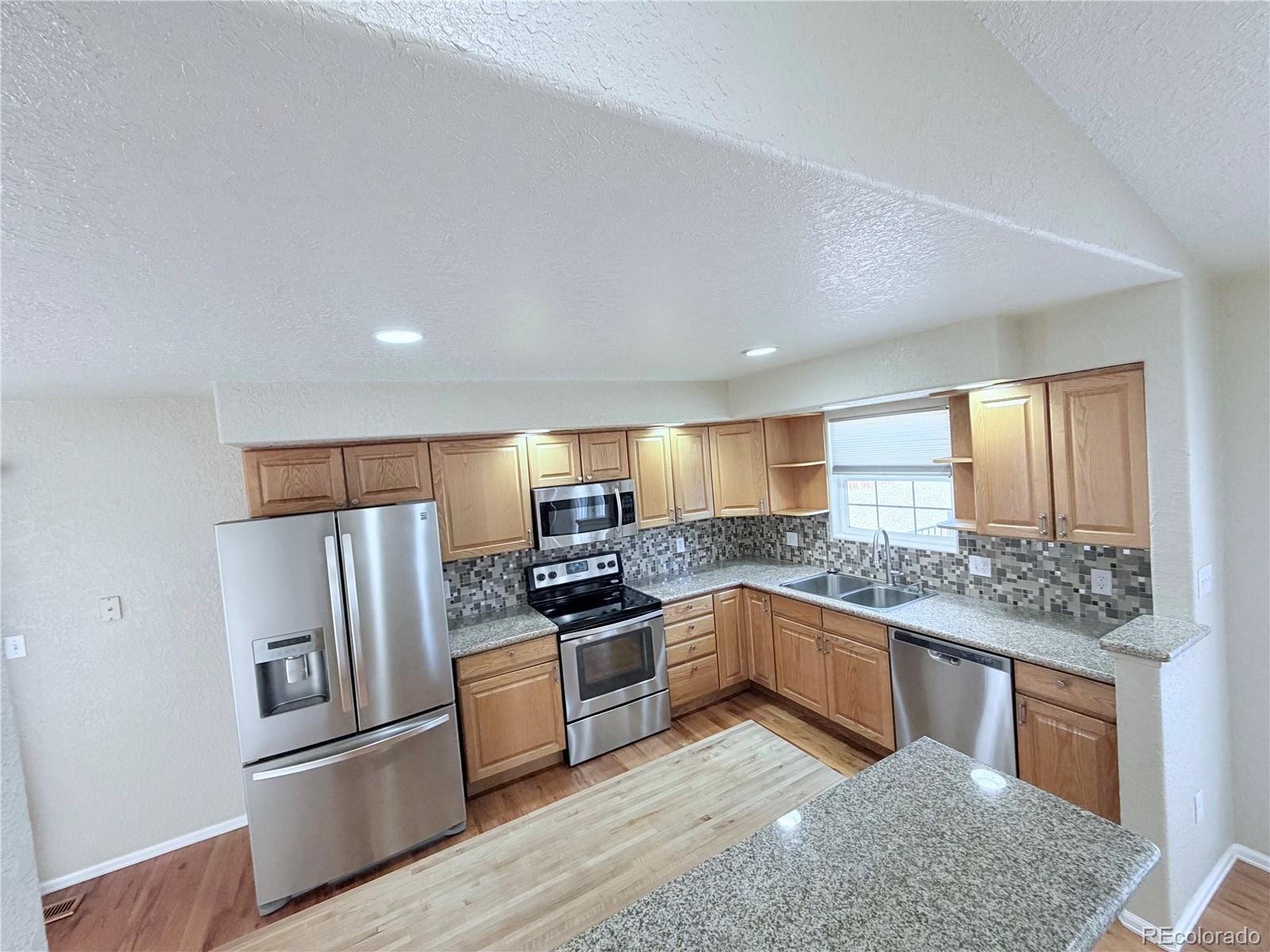 MLS Image #2 for 190 s circle drive,pueblo, Colorado