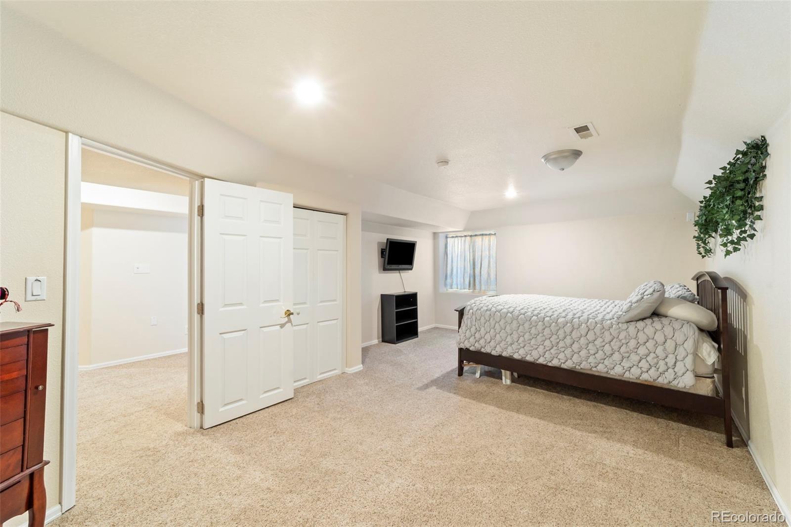 MLS Image #22 for 190 s circle drive,pueblo, Colorado