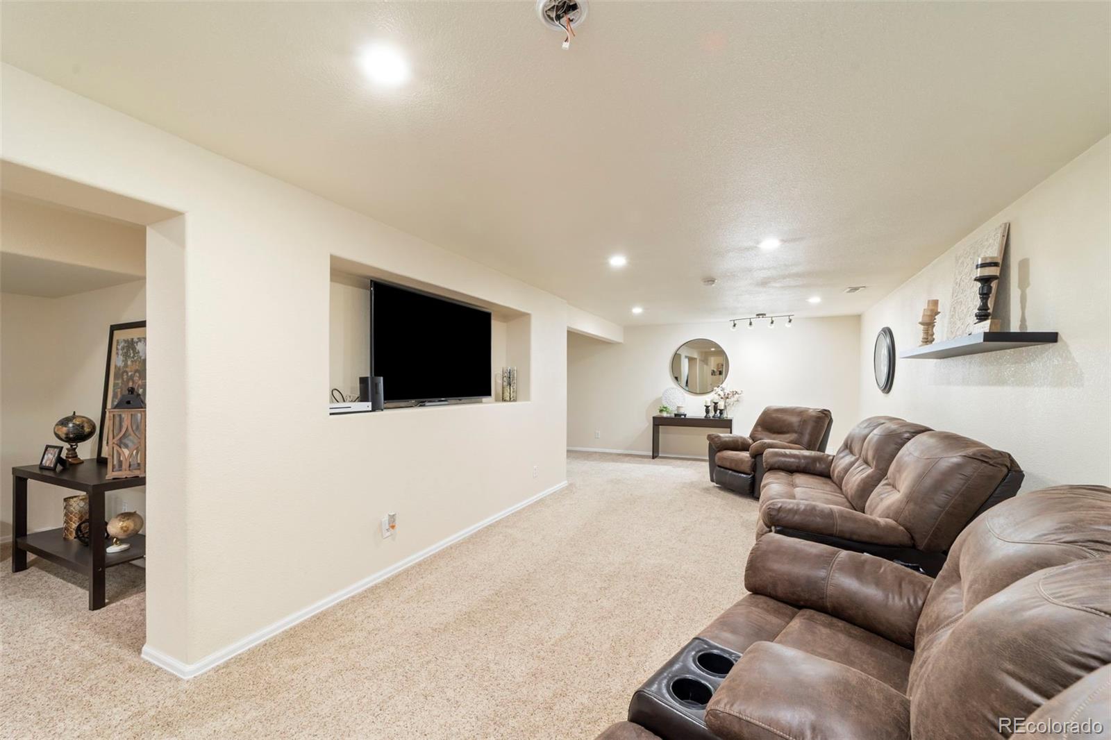 MLS Image #28 for 190 s circle drive,pueblo, Colorado