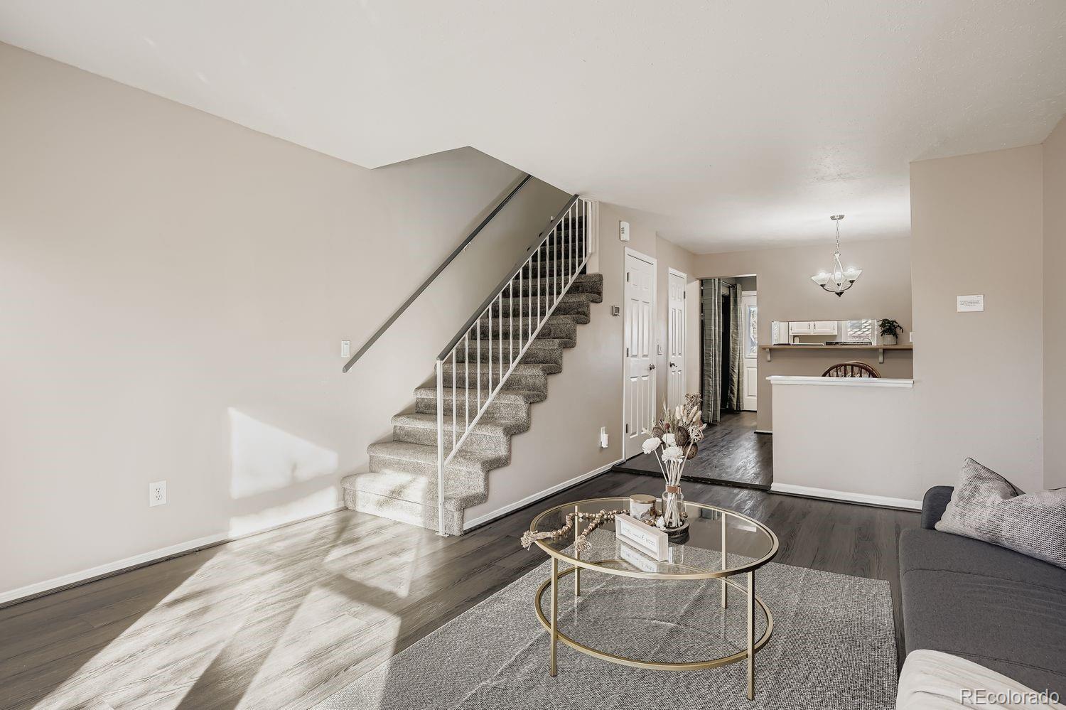 MLS Image #3 for 2204 s jasper way b,aurora, Colorado