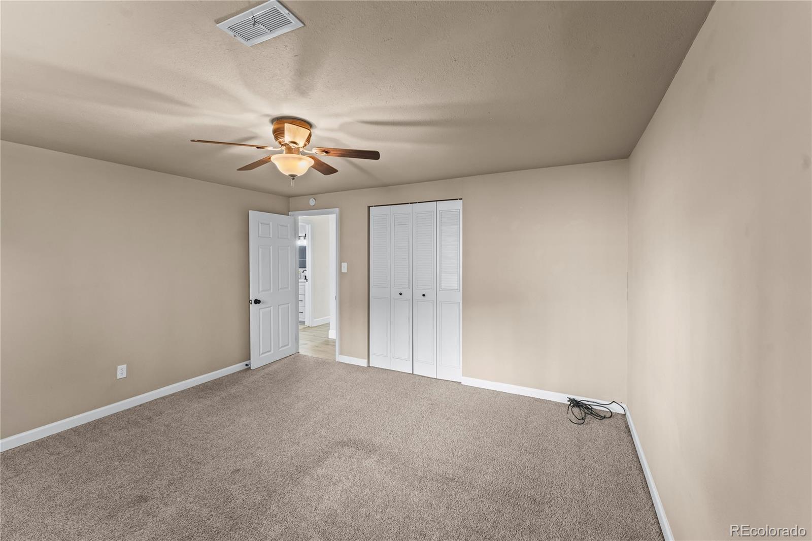 MLS Image #11 for 526  griffith way,colorado springs, Colorado