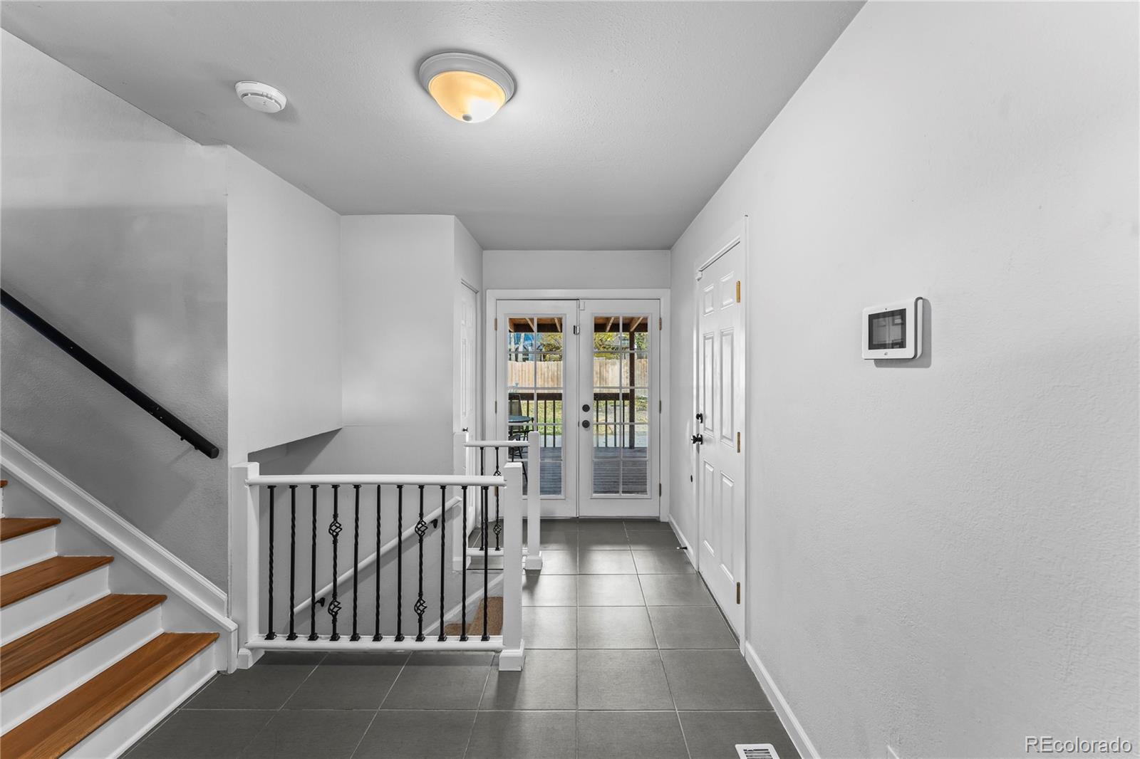MLS Image #2 for 526  griffith way,colorado springs, Colorado