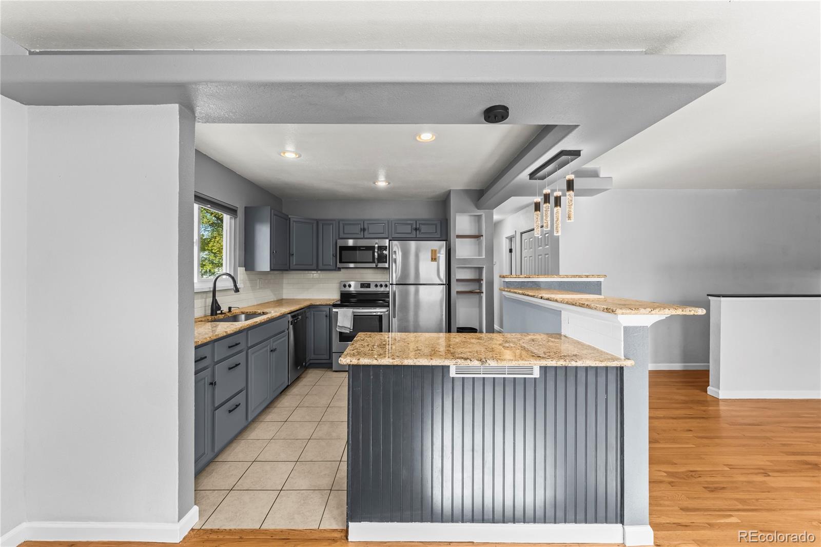 MLS Image #7 for 526  griffith way,colorado springs, Colorado