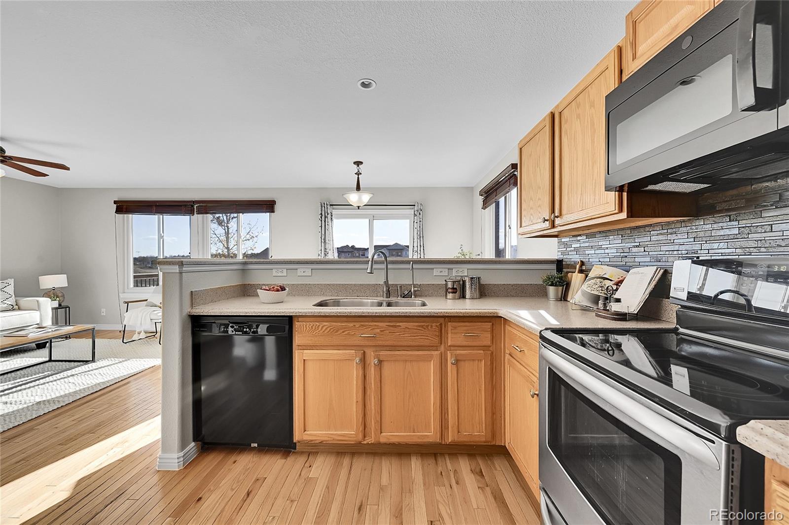 MLS Image #8 for 576 w 91st circle,thornton, Colorado