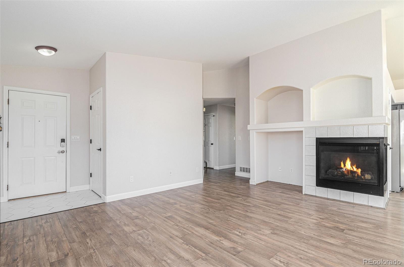 MLS Image #11 for 14436 e elk place,denver, Colorado