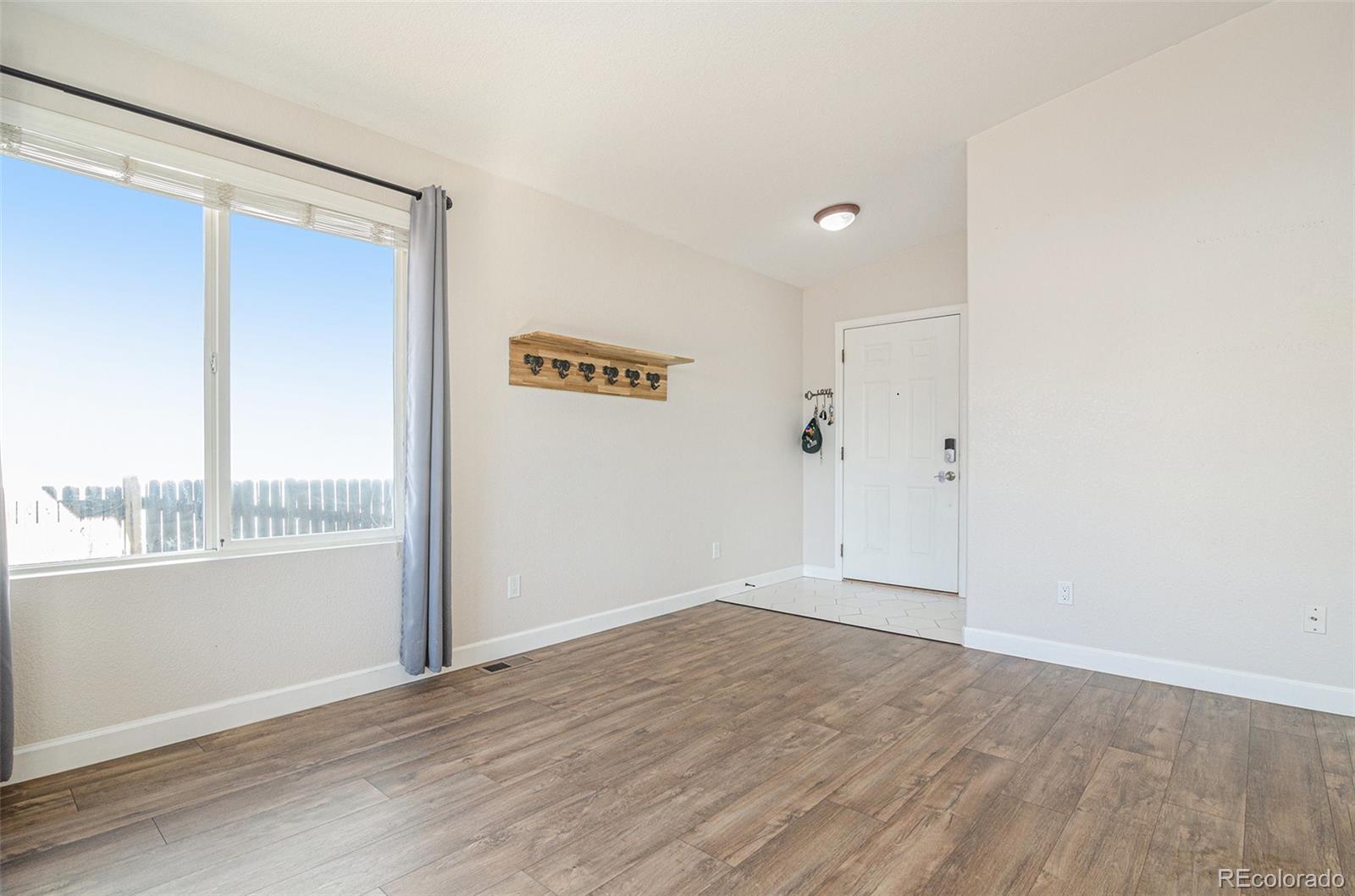 MLS Image #12 for 14436 e elk place,denver, Colorado