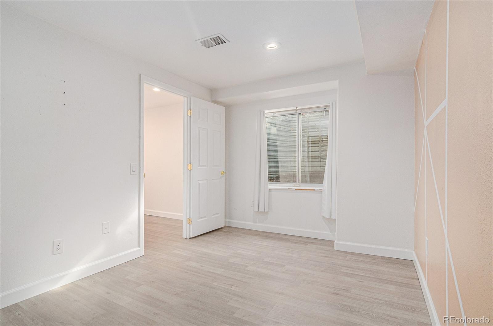 MLS Image #25 for 14436 e elk place,denver, Colorado