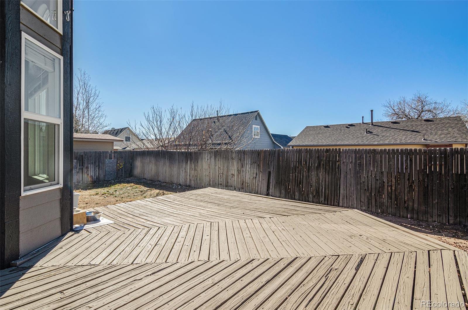 MLS Image #29 for 14436 e elk place,denver, Colorado