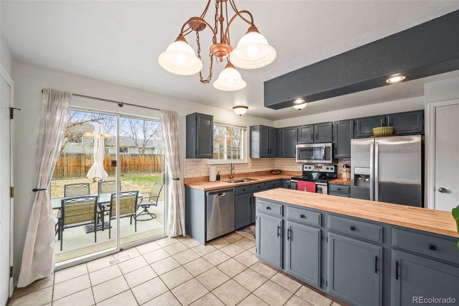 MLS Image #8 for 8635 w teton avenue,littleton, Colorado