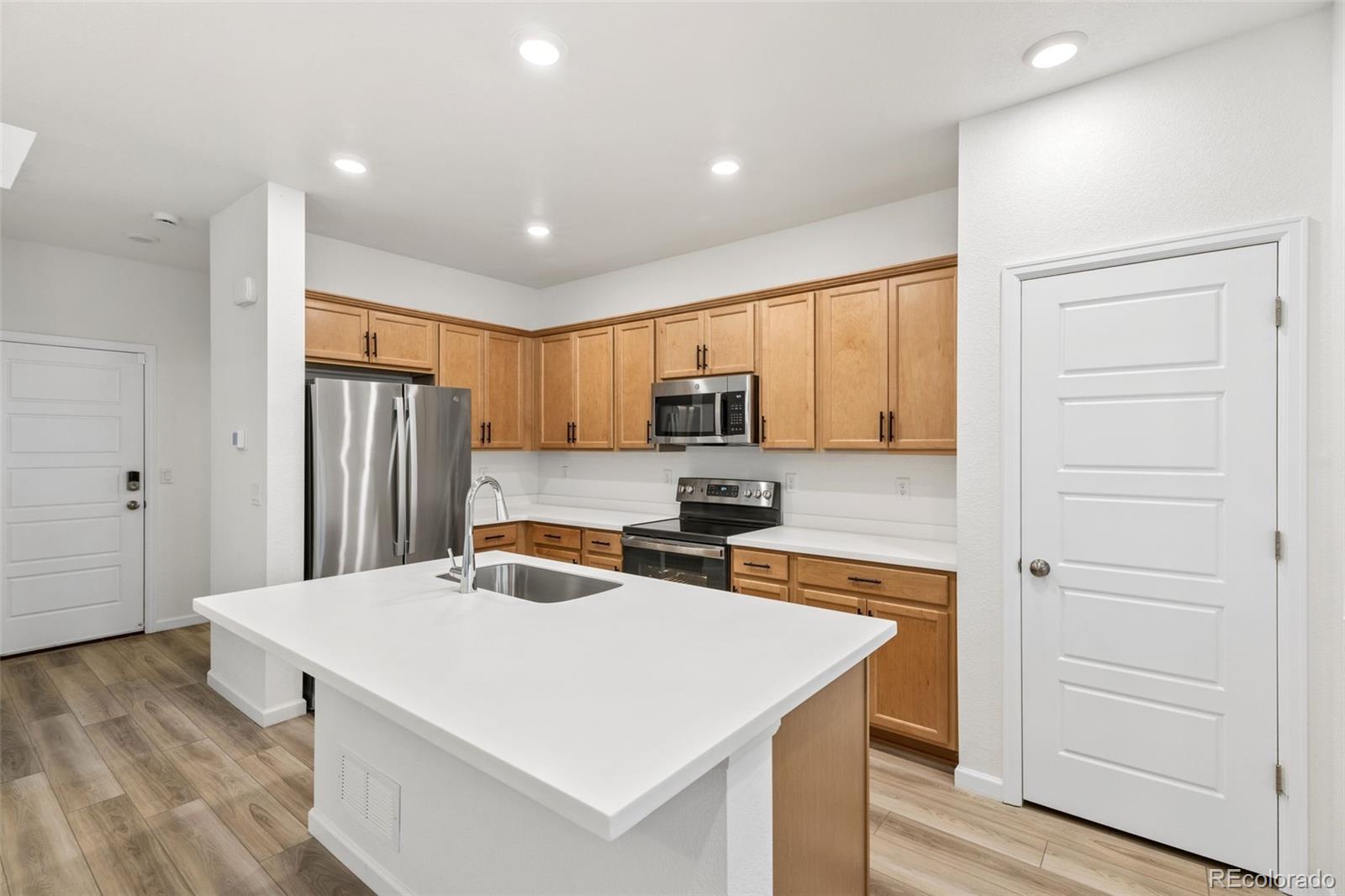 MLS Image #10 for 23920 e 34th avenue,aurora, Colorado