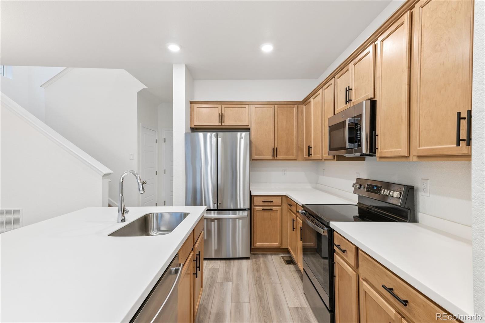 MLS Image #14 for 23920 e 34th avenue,aurora, Colorado