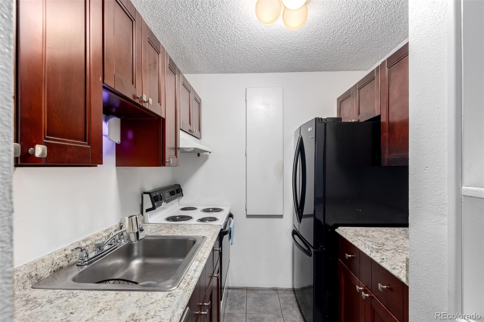 MLS Image #6 for 5875 e iliff avenue,denver, Colorado
