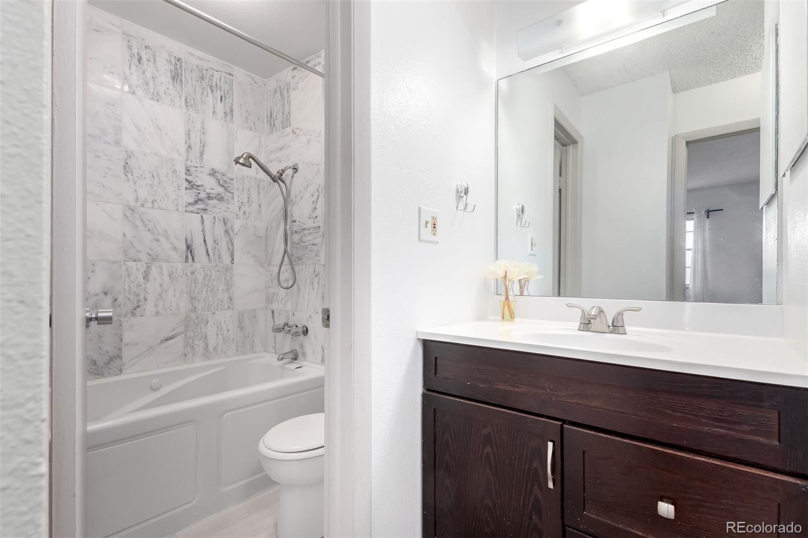 MLS Image #8 for 5875 e iliff avenue,denver, Colorado
