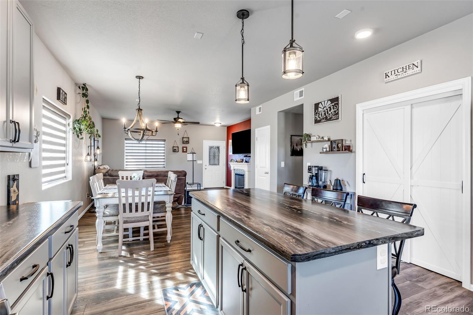 MLS Image #12 for 895 e loma drive,pueblo, Colorado