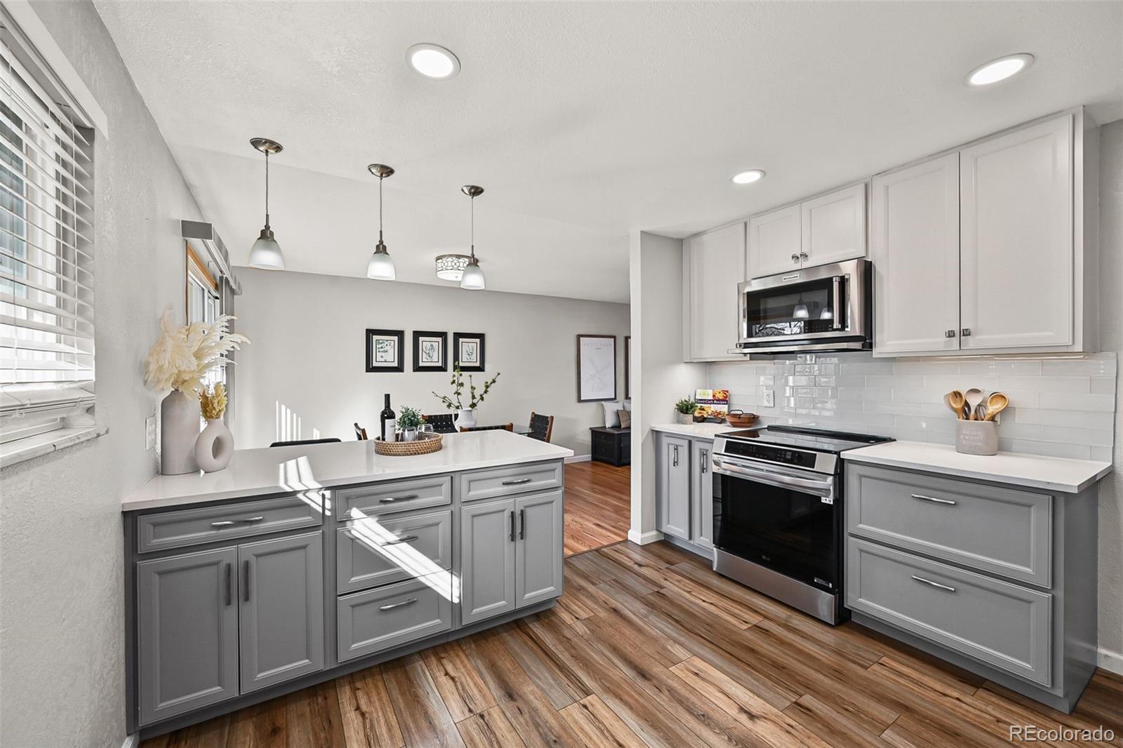 MLS Image #10 for 4441 s estes street,littleton, Colorado