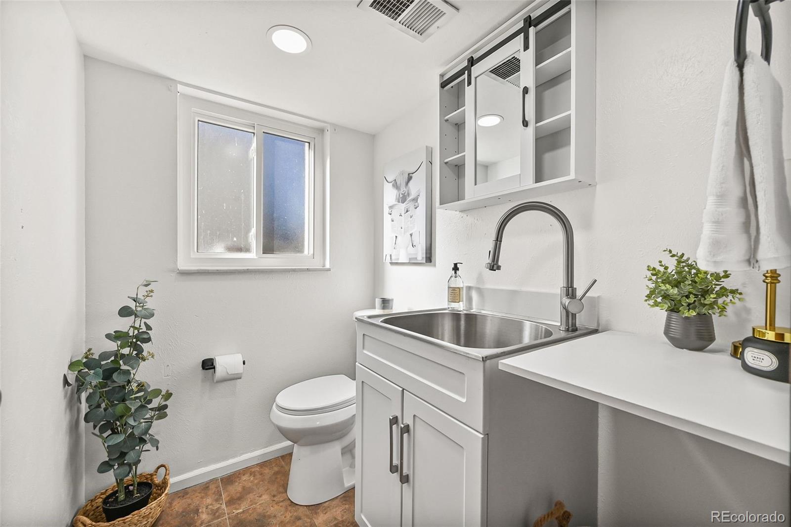 MLS Image #19 for 4441 s estes street,littleton, Colorado