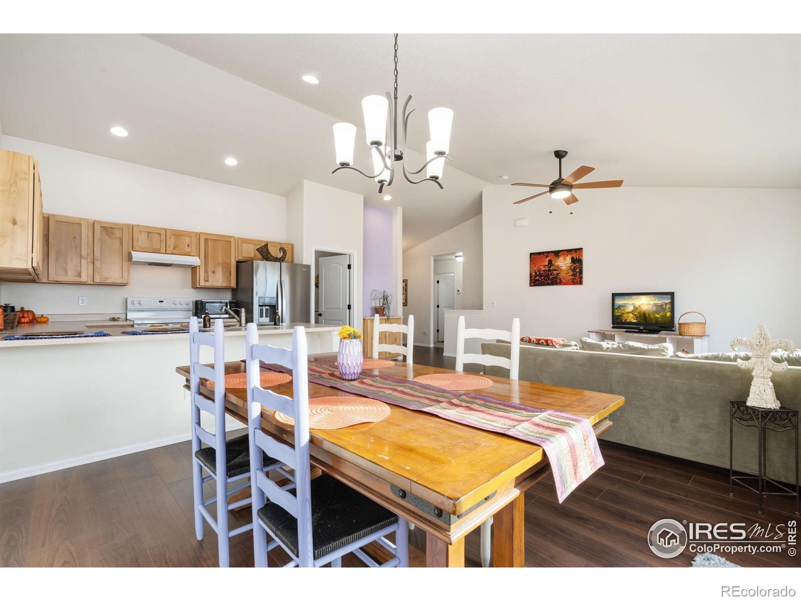 MLS Image #10 for 1555  new season drive,windsor, Colorado