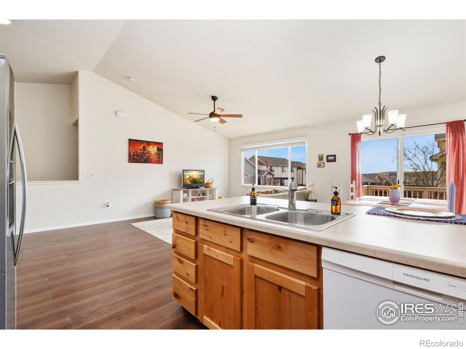 MLS Image #13 for 1555  new season drive,windsor, Colorado