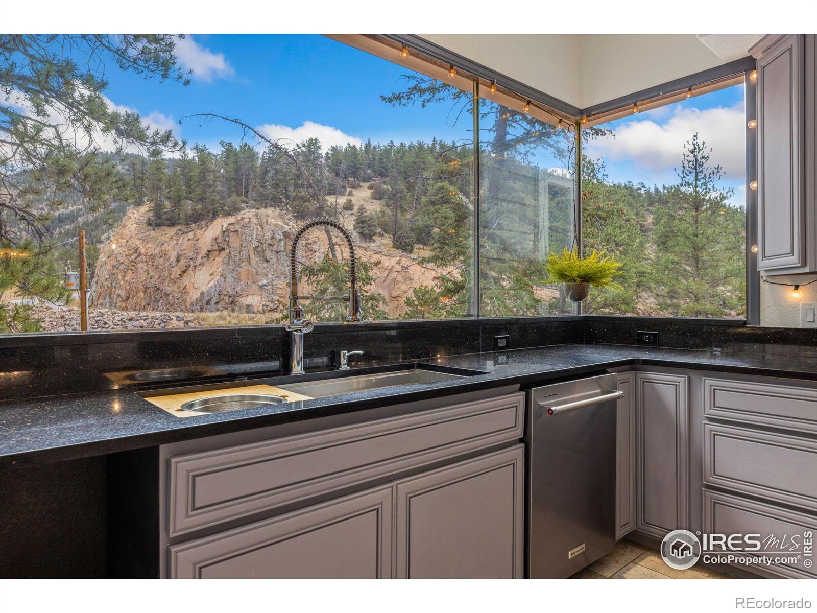 MLS Image #9 for 11042 n saint vrain drive,lyons, Colorado
